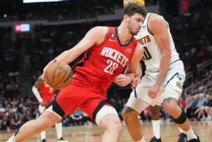 第二个奥拉朱旺？罚球4中0+正负值-17！球迷：这就是火箭新基石？